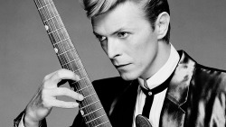 behindthegrooves:    Rock icon David Bowie