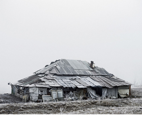 indigosstar: Tamas Dezso Farmhouse (near Silvasu de Sus, West Romania), 2011