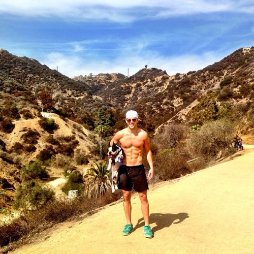 benniedenton:  WELL HELLO Taylor Frey !!
