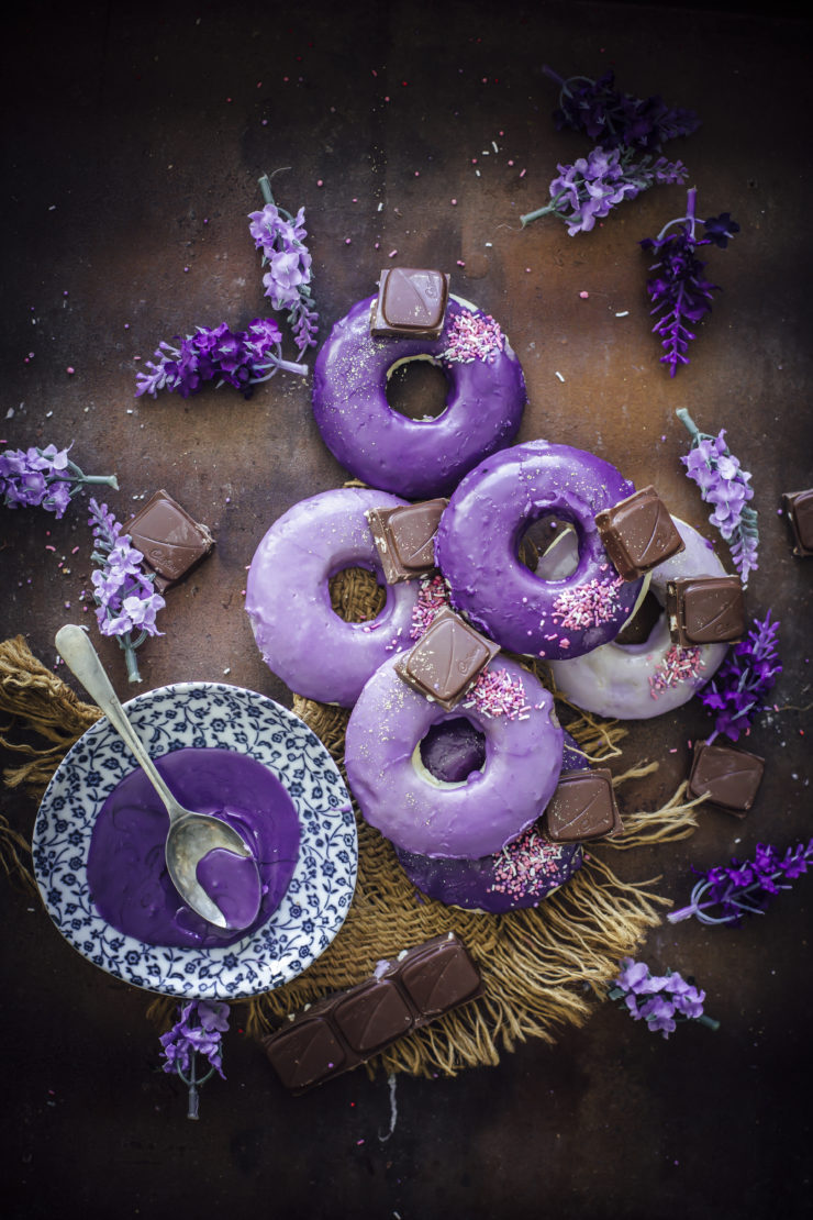 sweetoothgirl:    BAKED LAVENDER DOUGHNUTS