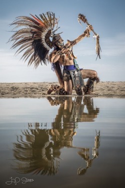 Neomexicanismos:  Guerrero Mexica En Nayarit.  Mira Más Fotos Aquí: Bit.ly/Concherosensayulita