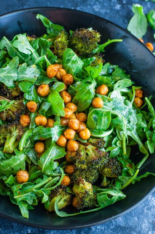 hoardingrecipes: Roasted Broccoli Chickpea Arugula Salad