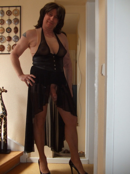 sissiesbrother:  cuckold-sissy-devot:  Schlappschwanz Achim mit seinen neuen Titten. Wer seine Adresse und vollen Namen haben möchte schreibt mir bitte ne Message  Bitte rebloggen  name added at model’s request = My name ist Achim Litsch   