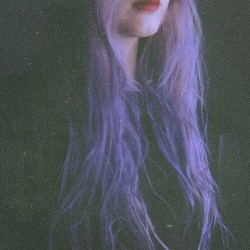 acid-j3sus:  eternalmajesty:  want that hairr  click for free grunge ecstasy 