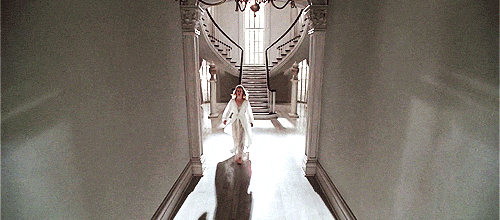 sarahpaulsonsfuckinglisp:  like look at that walk how was it ever even a question that anyone but her would be supreme