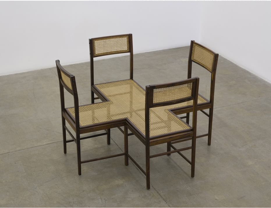 my-kelde: Valeska Soares. Common Place, 2016. straw and wood 