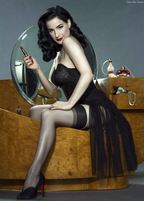 welovevintagestockings:  Dita Von Teese