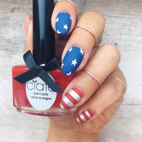 ninanailedit:
“ Just in the nick of time 🇺🇸 I just uploaded a new tutorial for this super patriotic mani! I used polishes from @birchbox and I listed links to all the tools and polishes in the description box! The link to the full tutorial is in my...