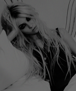 dailytmomsen:   Your eyes everything in your eyes