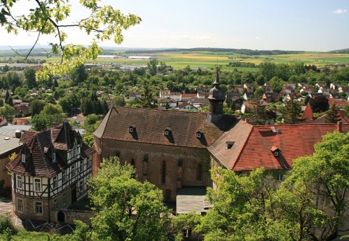 (via Convent of Ursulines in Fritzlar, a photo from Hessen, West | TrekEarth)Fritzlar, Hesse, German