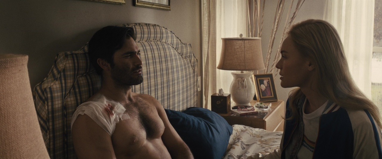 auscap:  Tyler Hoechlin - The Domestics