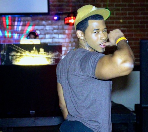 therealmccoy27:  Beyond sexy!