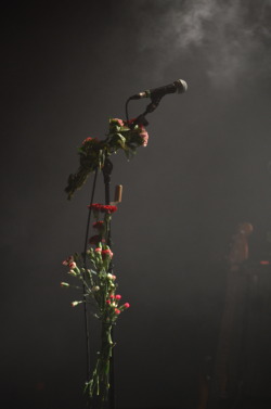 duriephoto:  Jesse Lacey’s Mic.Glasgow