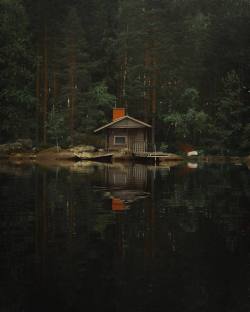 Utwo:  Forest Lake Cabin © Anna-Elina Lahti 