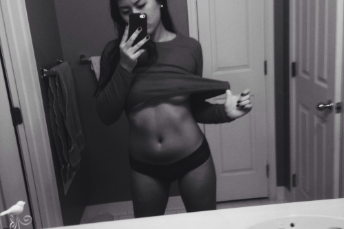 babyluscious:  Cause ya girl got the 1k 