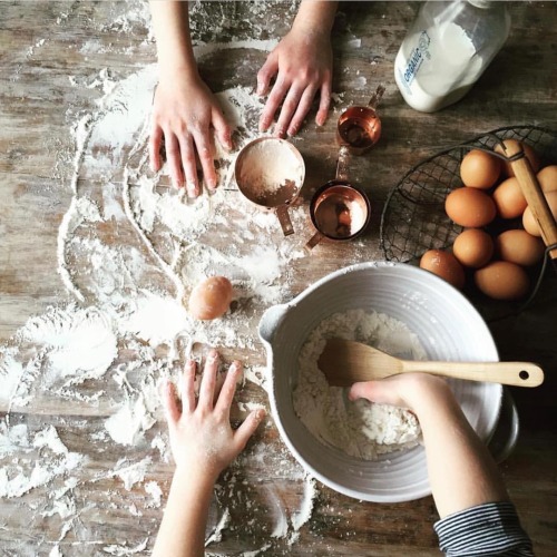 oldfarmhouse:Weekend BakingAlways fun making a mesPhotocredit: farmhousepottery @instagram