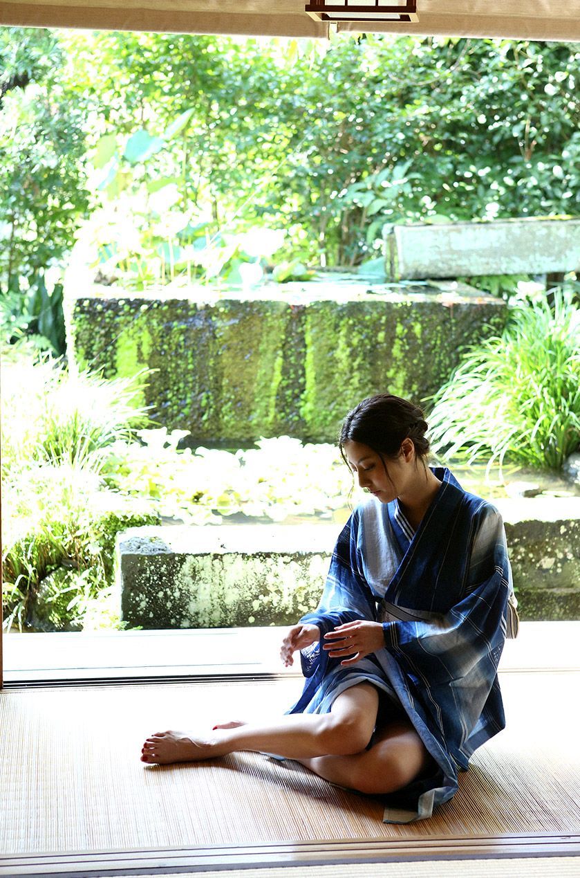 kyoto-night:  http://kyoto-night.tumblr.com/archive