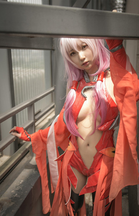 scandalousgaijin:  Inori Yuzuriha
