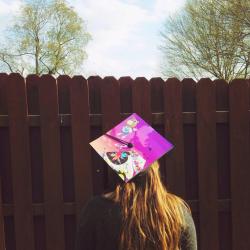 welovekanyewest:  Graduation Graduation Cap!!!