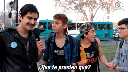 desplegar-las-alas:  i-in-your-dreams:  somebody–told–me:  Parecía un weon romantico