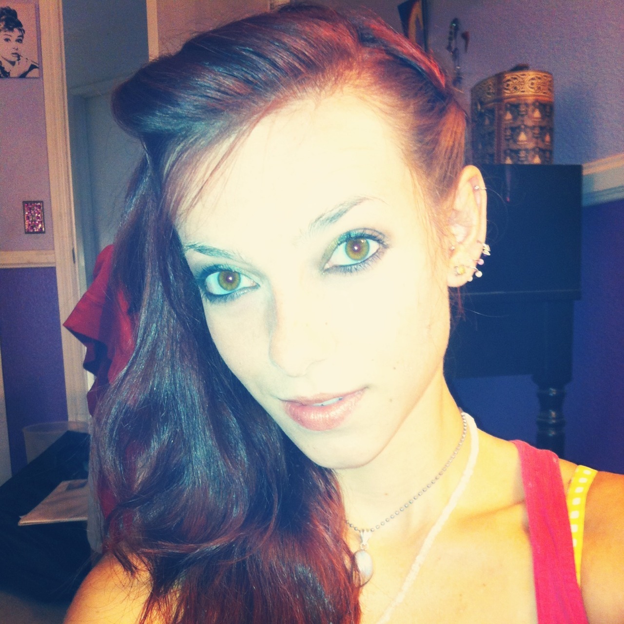 inexorablealexxx:  I have 109 followers. I feel popular :p