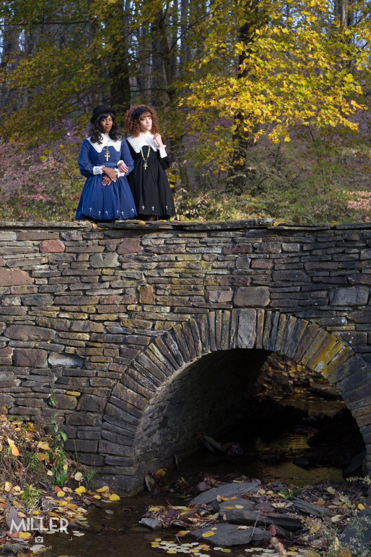 producestand:  aristocratphoto:Models: Grace, skyrawrz, producestand Thanks to aristocratphoto