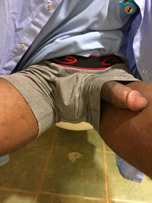 iwilllaughatyourpain:Showing off