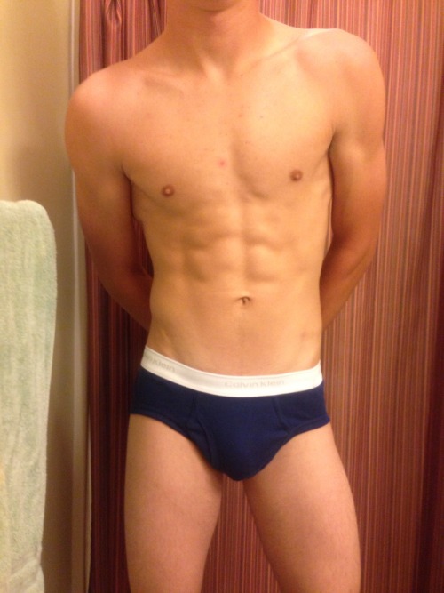 edcapitola:  sean-stone3858:  Here’s some of my favorite pics from my first photo shoot. What do you guys think? I like my new Calvin Kleins lol  Sexy body and hot bulge. Can I rub it a little, please? Follow me at http://edcapitola.tumblr.com
