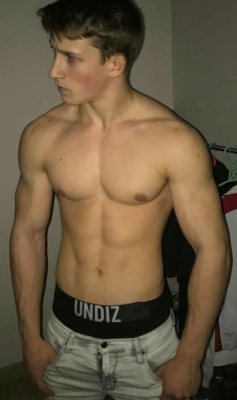 sydbi-guy: find me at @GuySydbi https://sydbi-guy.bdsmlr.com/