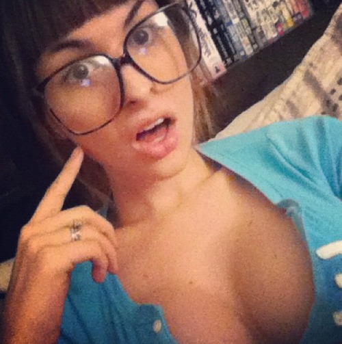 attackofthenerds:  maybeshesmarissa:  I’m reposting selfies from Bailey Jay’s Instagram. I LOVE HER SO MUCH OMFG SHE’S MY FAVORITE! Seriously, she’s one of my positive role models. Unlikely, no? She’s been through a lot, has had a successful