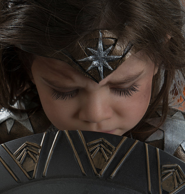 Dad Spends $1500 On 3-Year-Old’s Halloween Costume; Recreates Scenes From New Wonder