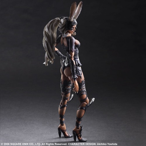   FINAL FANTASY XII FRAN FIGURINEHer beautiful dark skin contrasts with her silvery hair for a visage that sets her apart from the other protagonists of FINAL FANTASY XII. We have recreated the tall and agile stature of this warrior, and no details has