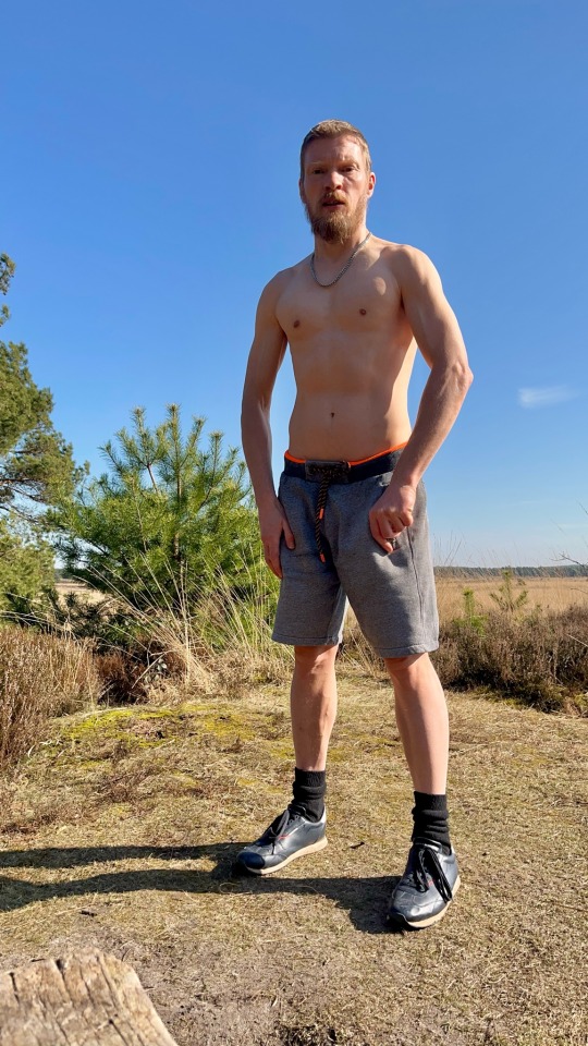 Just March But It Suddenly Feels Like Summer Outside 😁 I Went In Shorts For The First Time This Year