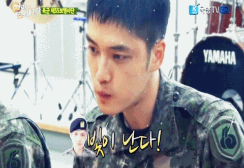 ilovekimjaejoong:  Handsome Soldier JJ ٩(♡ε♡ porn pictures
