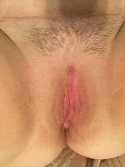 holy-horny-hippie-batman:  I can’t believe my Christina is gone! :(   AND I SWEAR TO FUCKING DICK I CHECKED MY PUSSY FOR HEAD HAIRS AFTER I GOT OUTTA THE SHOWER. HOW DOES ALL THE HAIR I SHED IN THE SHOWER FIND ITS WAY TO MY PUSSY?