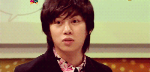 Kpop Reactions - Super Junior Reacting to their S/O suddenly kissing them.