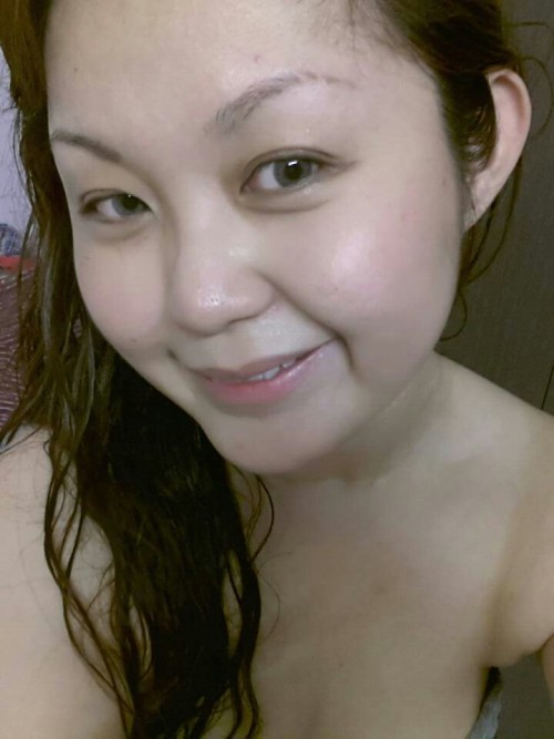 yamyamcham1:  yamyamcham1:  超性感大马熟女的诱惑9   Sherlyn is a cute and damn sexy lady who can driving us to