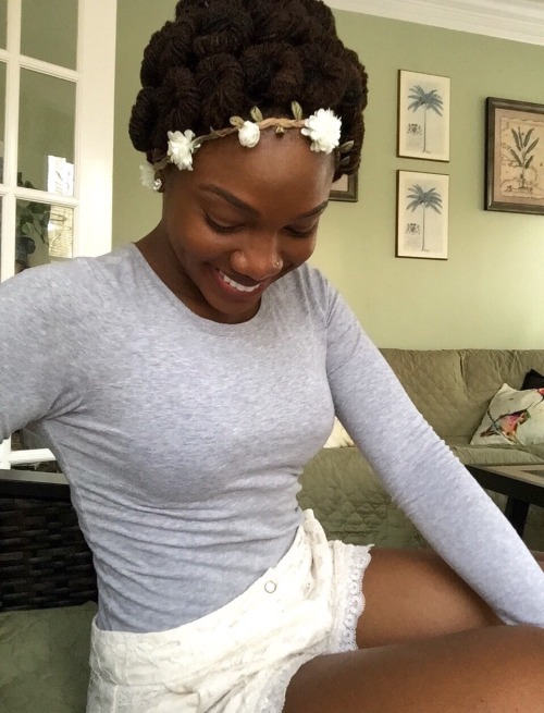 merakiandmelaninblooms:2.4.2017. Gratitude: Joy.