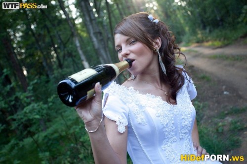 XXX Bride lover photo