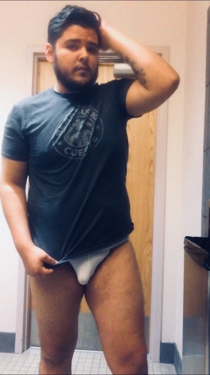adamalderaan:Tame the beast! Woof!