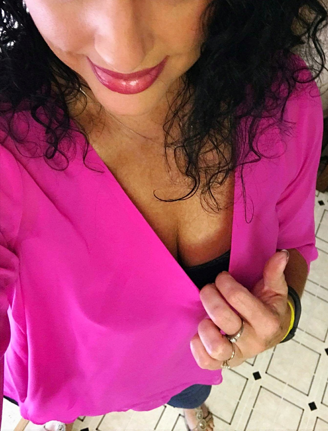 lilmisssuckit777:  4-13-2017  Spring colors in full effect today!  Feeling naughty!