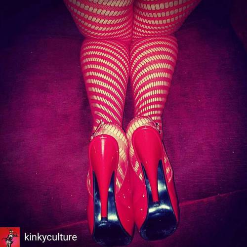 @Regrann from @kinkyculture - Worship The Heels Of Super Sexy Heels &amp; Foot Fetish Model - FM