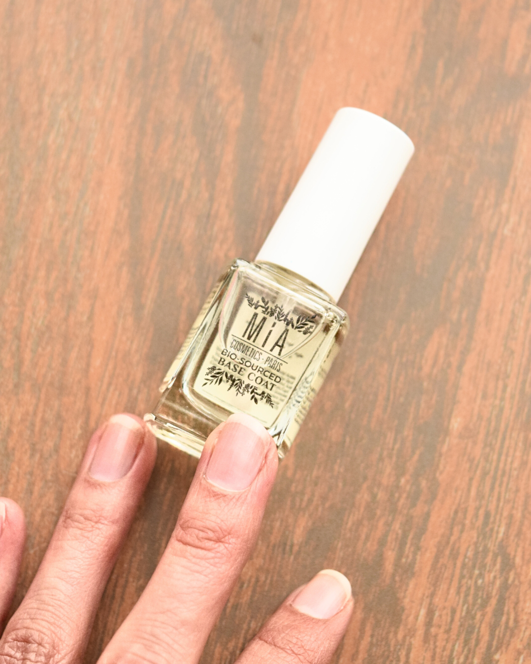 Base Coat Bio Sourced de Mia Cosmetics