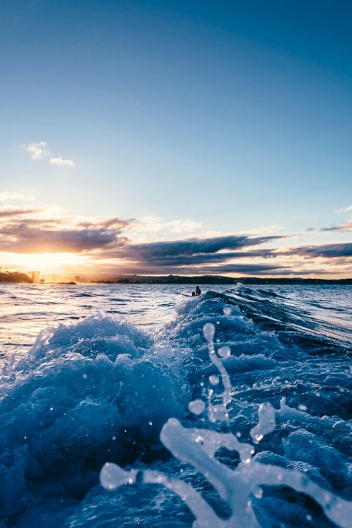 storyofthislife:waves