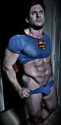 cosplaymuscleslut:Superman - red underwear