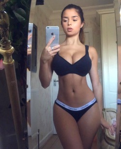 breastsofdoom:  Slim Thick