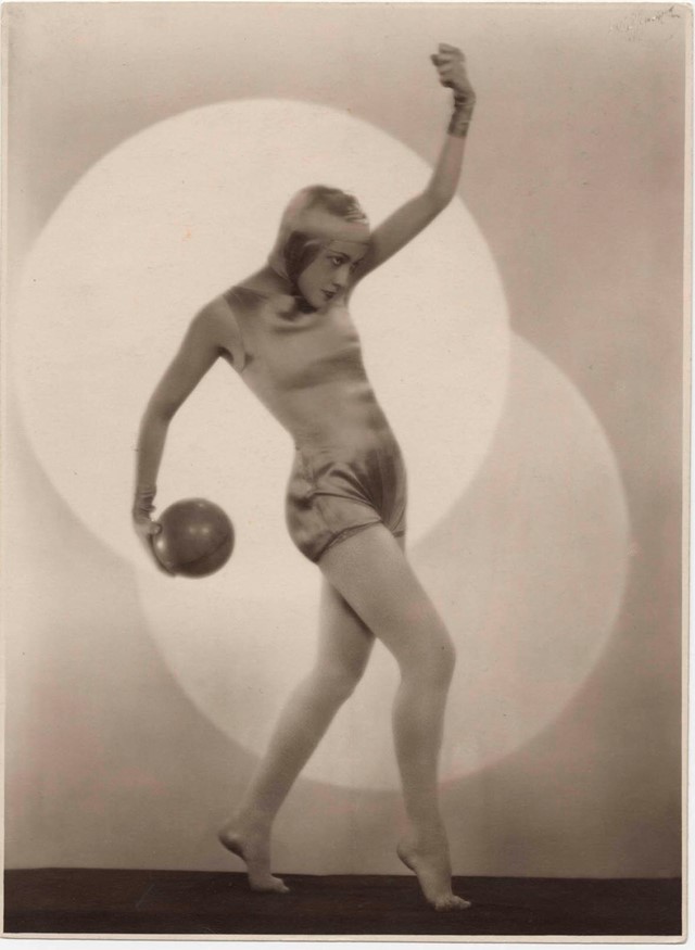 camerettasabauda:  Giannina Censi, Aerodanze (via Five Female Futurists Who Thrived