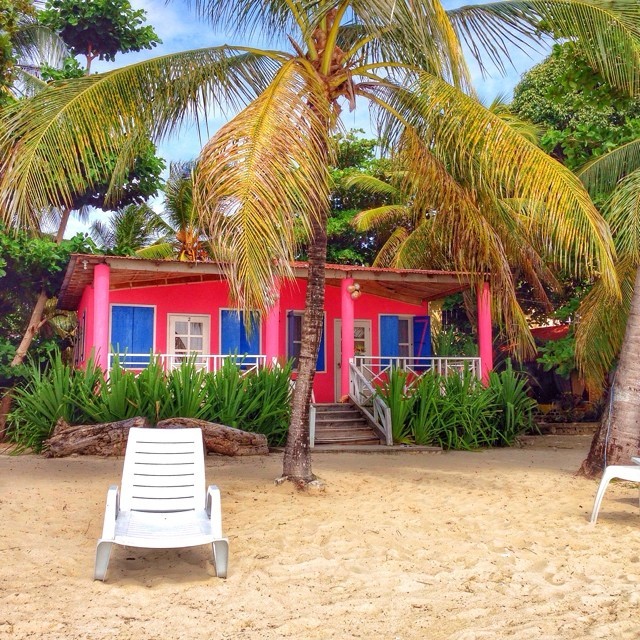 travelandleisuremag:  The bright colors of Haiti give no sign of the country’s