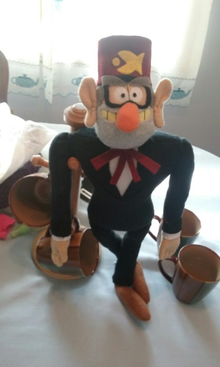 Grunkle Stan plush. I don&rsquo;t see enough merchandise of this loveable conman. So here you all go