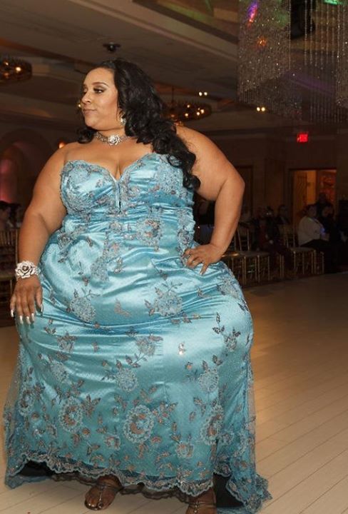whoughtsup:  Mikel Ruffinelli  I want some ms diva ass.